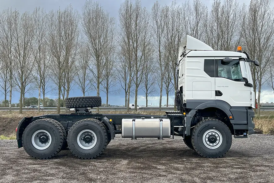MAN TGS 40.480 BB SA Tractor Head 6x6 5
