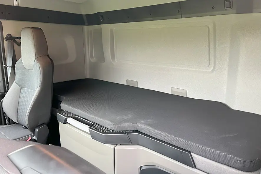 MAN TGS 40.480 BB SA 6x6 Tractor Head 9