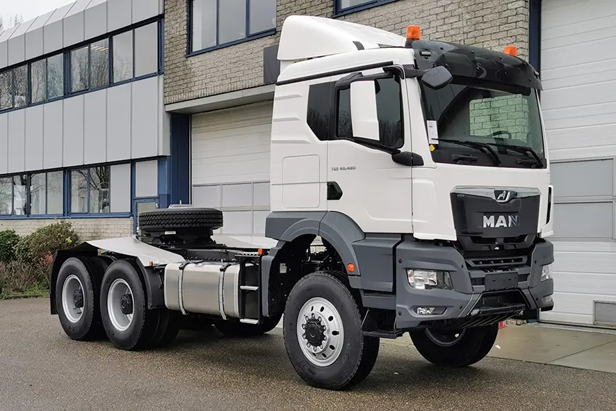 MAN TGS 40.480 BB SA 6x6 Tracteur