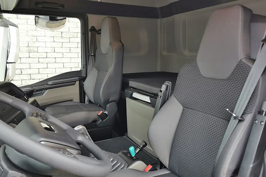 MAN TGS 40.480 BB SA 6x6 Tractor Head 9