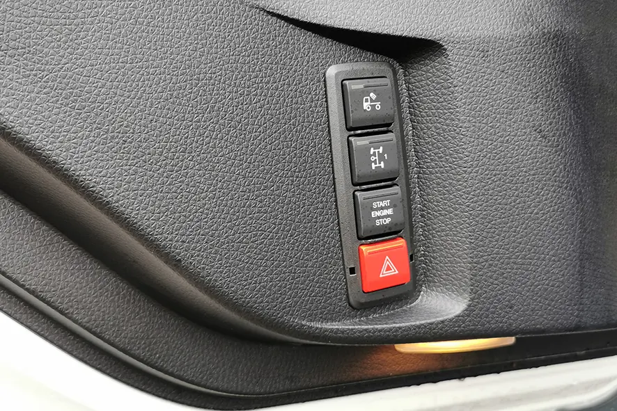 MAN TGS 40.480 BB SA 6x6 Tractor Head 10