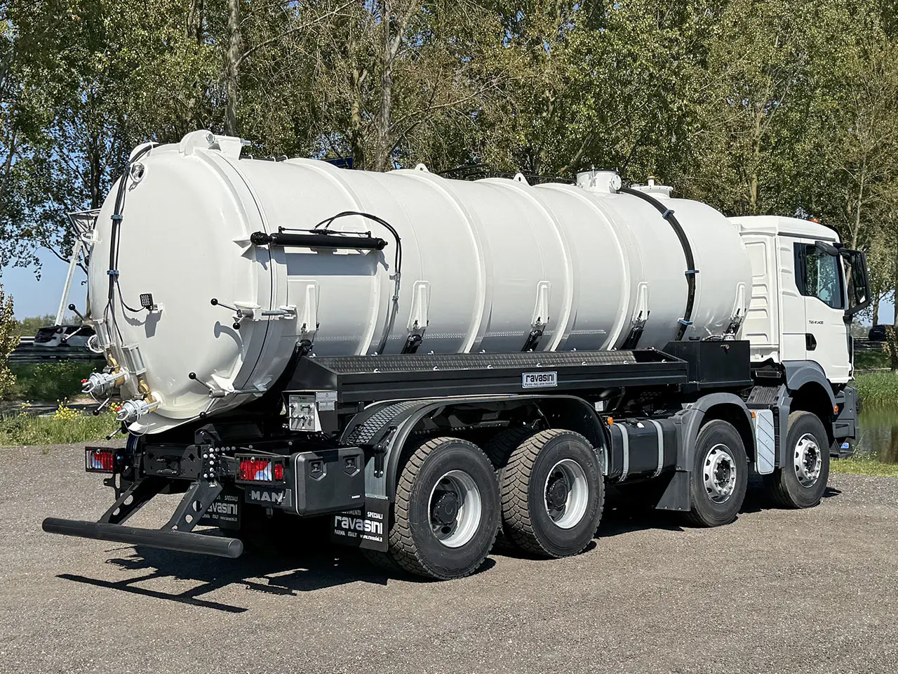 MAN TGS 41.400 BB CH Sewage Tank Truck 8x4 6