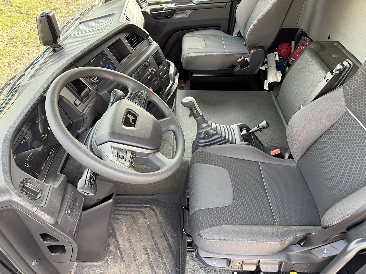 MAN TGS 41.400 BB CH 8x4 Tipper Truck 9