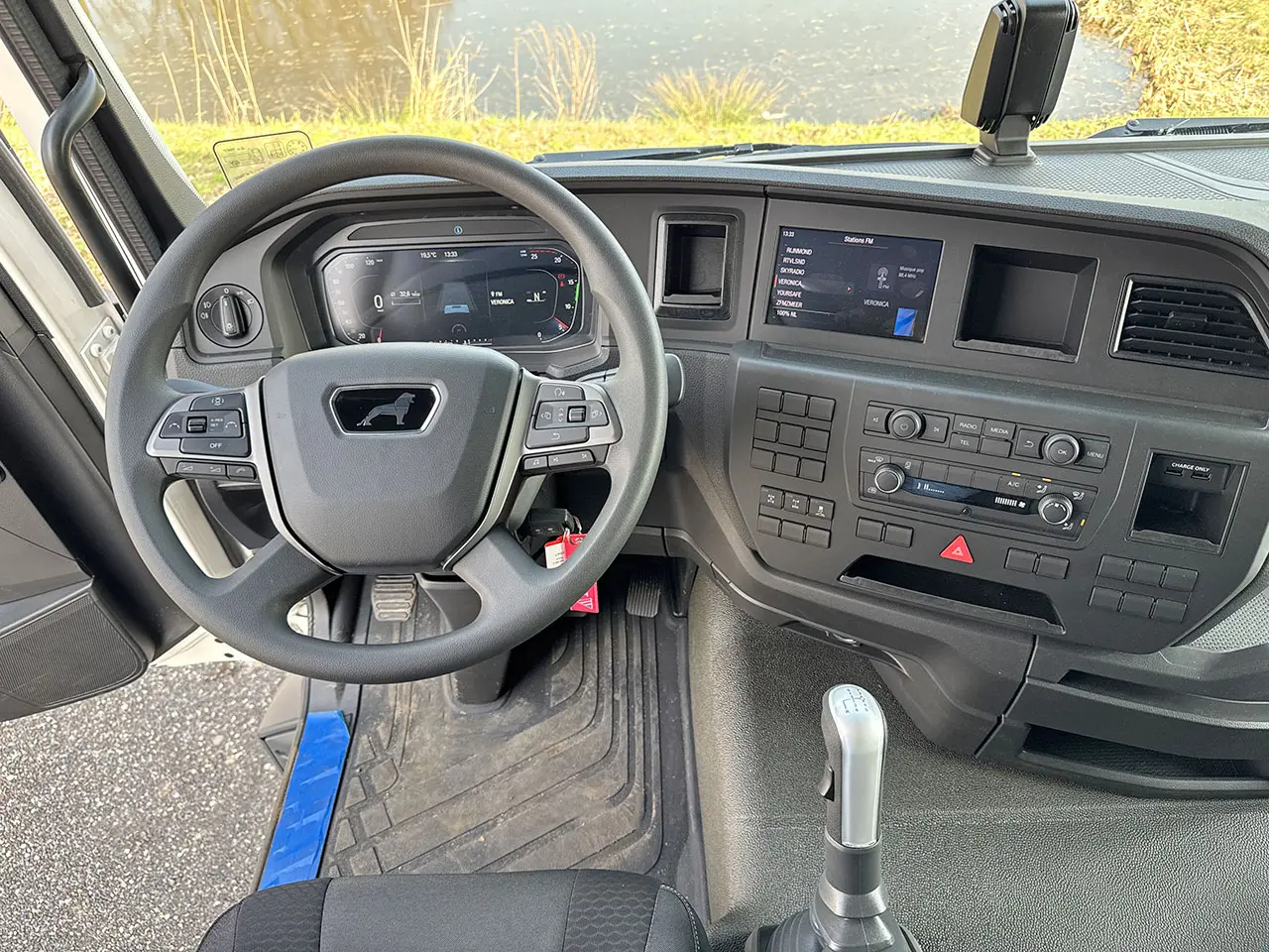 MAN TGS 41.400 BB CH 8x4 Tipper Truck 10