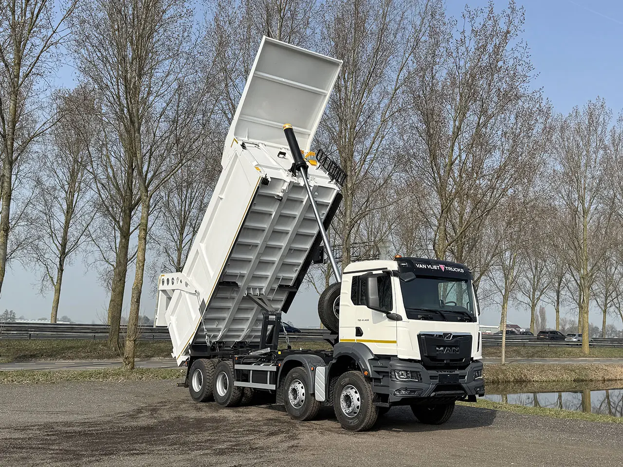 MAN TGS 41.400 BB CH Tipper Truck 8x4 15
