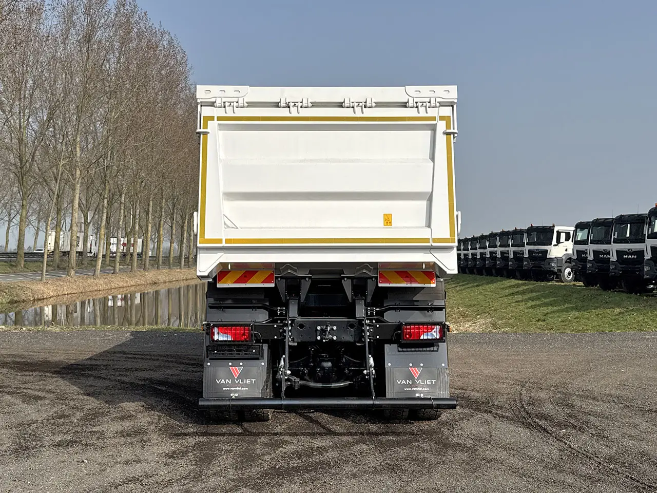 MAN TGS 41.400 BB CH Tipper Truck 8x4 20