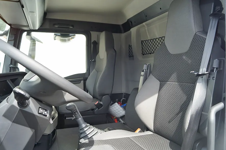 MAN TGS 41.400 BB CH 8x4 Tipper Truck 9