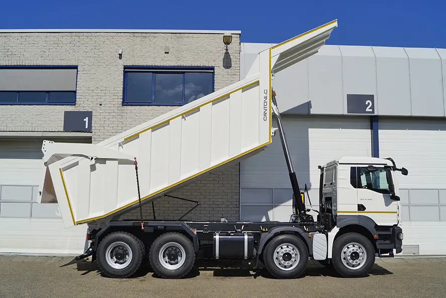 MAN TGS 41.400 BB CH Benne basculante 8x4 19
