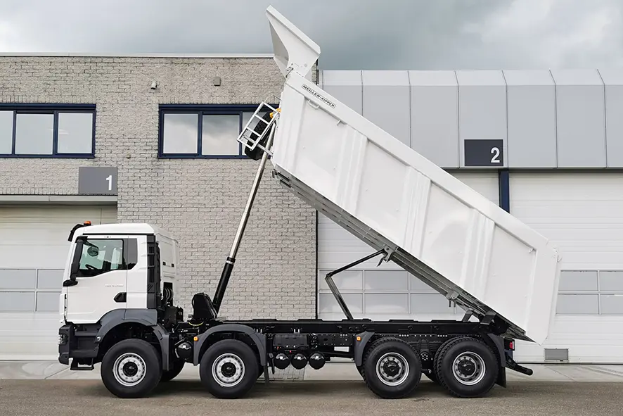 MAN TGS 41.400 BB CH 8x4 Tipper Truck 4