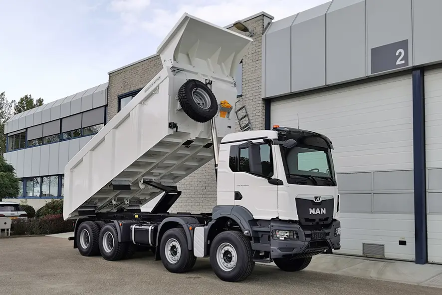 MAN TGS 41.400 BB CH Benne basculante 8x4 19