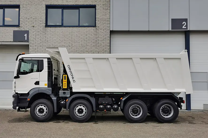 MAN TGS 41.400 BB CH 8x4 Tipper Truck 5