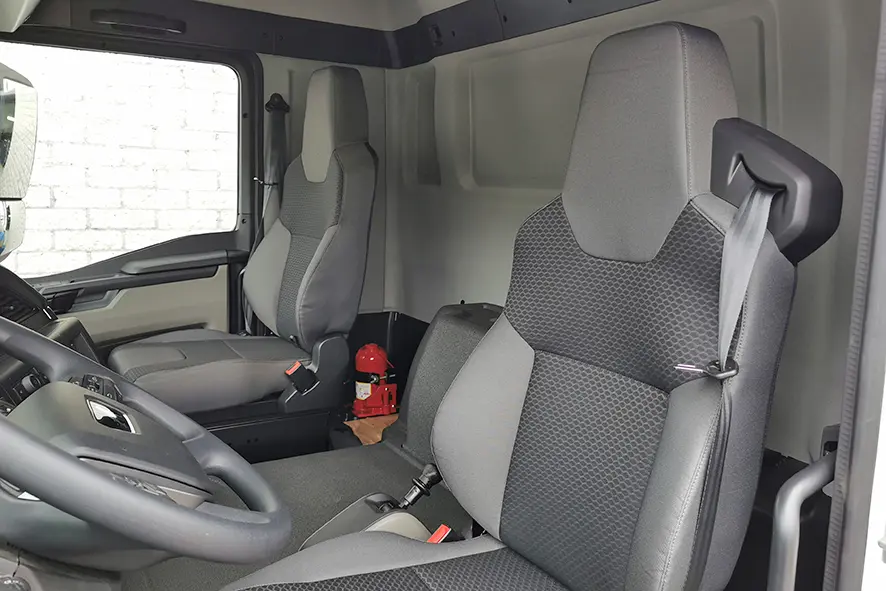 MAN TGS 41.400 BB CH 8x4 Tipper Truck 10