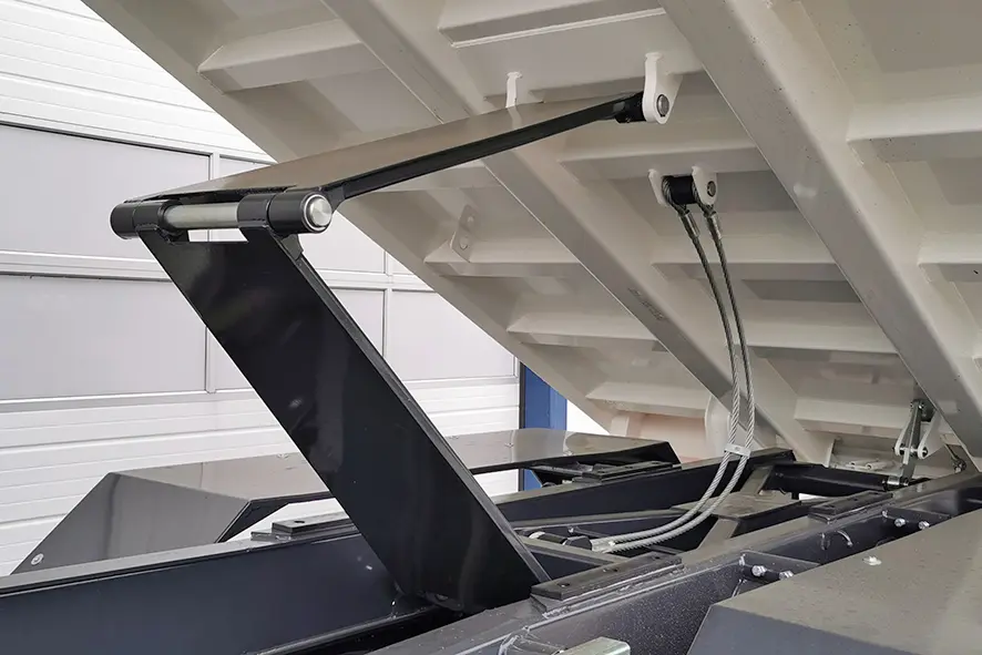 MAN TGS 41.400 BB CH 8x4 Tipper Truck 16