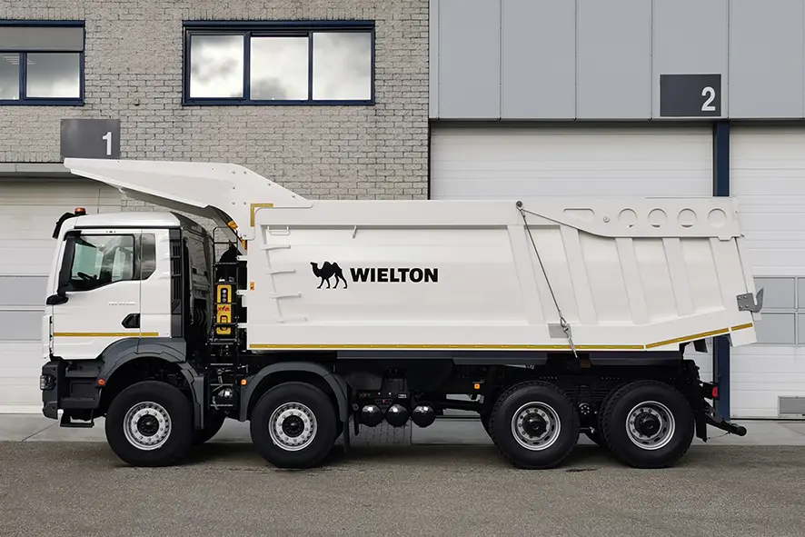 MAN TGS 41.400 BB CH 8x4 Tipper Truck 5