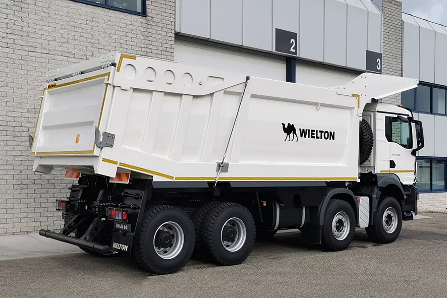 MAN TGS 41.400 BB CH 8x4 Tipper Truck 6