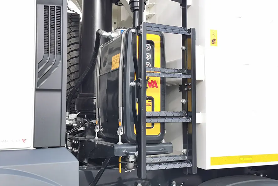 MAN TGS 41.400 BB CH 8x4 Tipper Truck 14