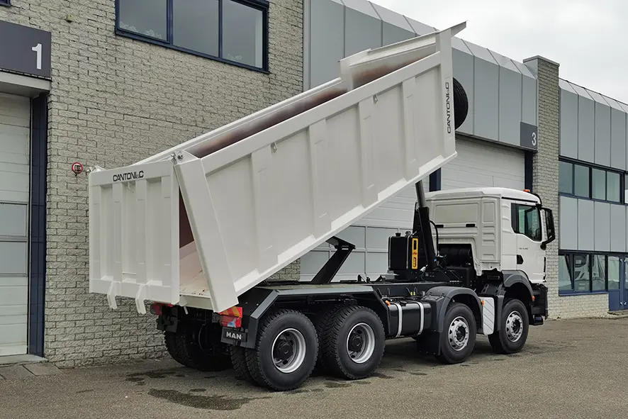 MAN TGS 41.400 BB CH 8x4 Tipper Truck 17