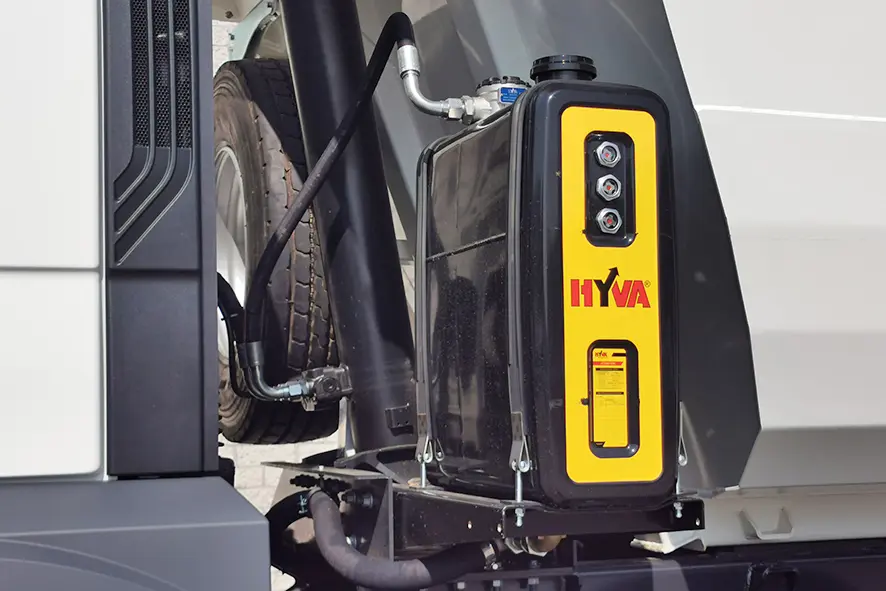 MAN TGS 41.400 BB CH 8x4 Tipper Truck 16