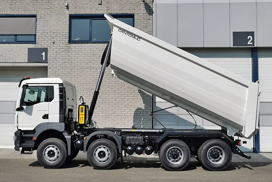 MAN TGS 41.400 BB CH 8x4 Tipper Truck 18