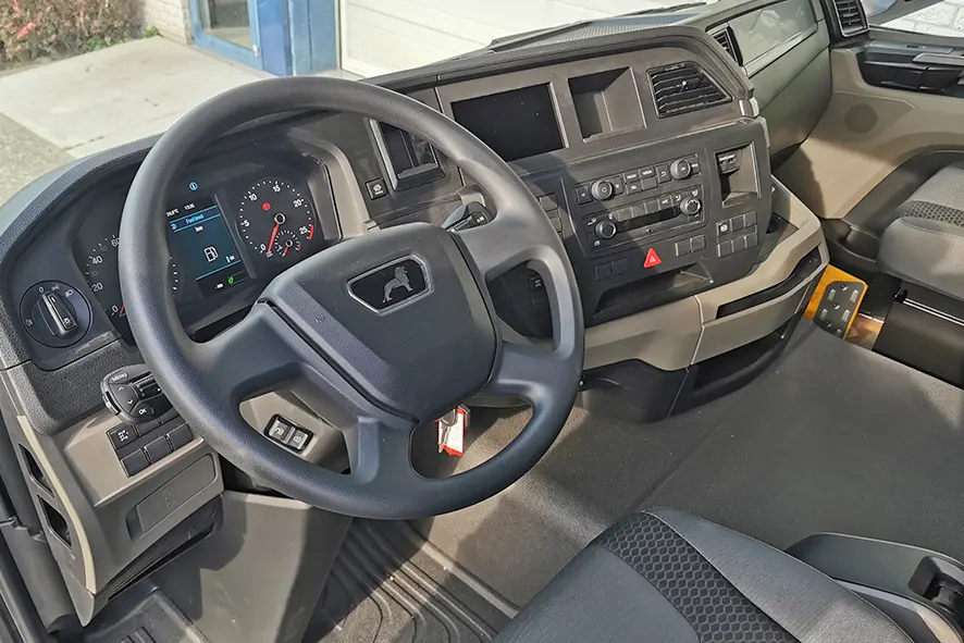 MAN TGS 41.400 BB CH 8x4 Tipper Truck 3