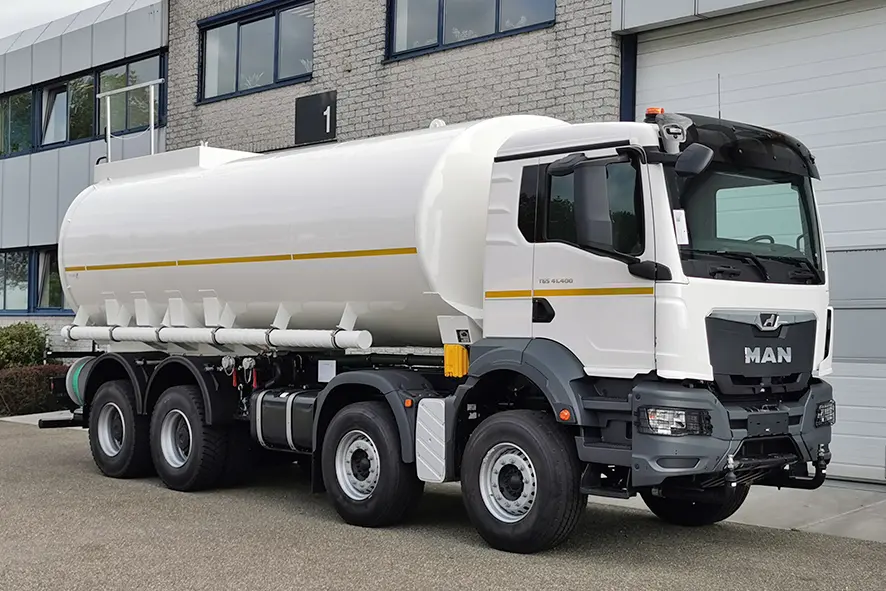 MAN TGS 41.400 BB CH Water Tank Truck 8x4