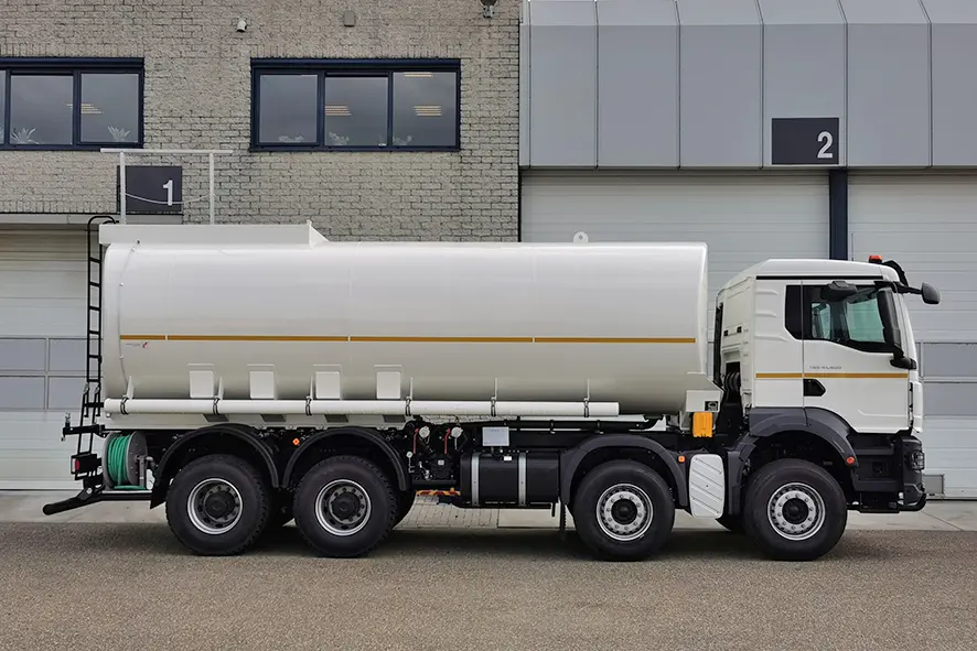 MAN TGS 41.400 BB CH Water Tank Truck 8x4 6