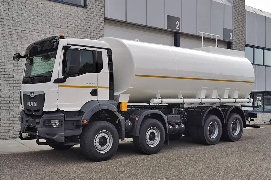 MAN TGS 41.400 BB CH Water Tank Truck 8x4 7