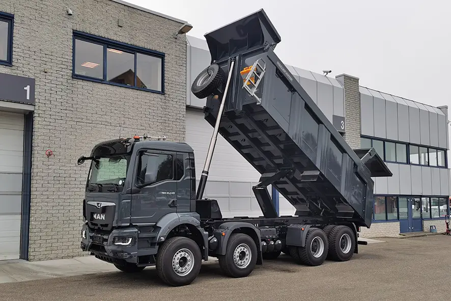 MAN TGS 41.440 BB CH 8x4 Tipper Truck 17