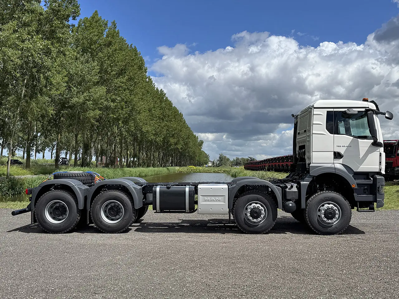 MAN TGS 41.440 BB CH Chassis Cabin 8x8 5