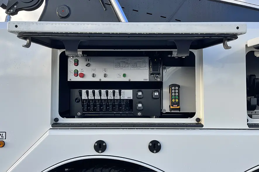 MAN TGS 41.440 BB CH 8x8 Recovery Truck 13