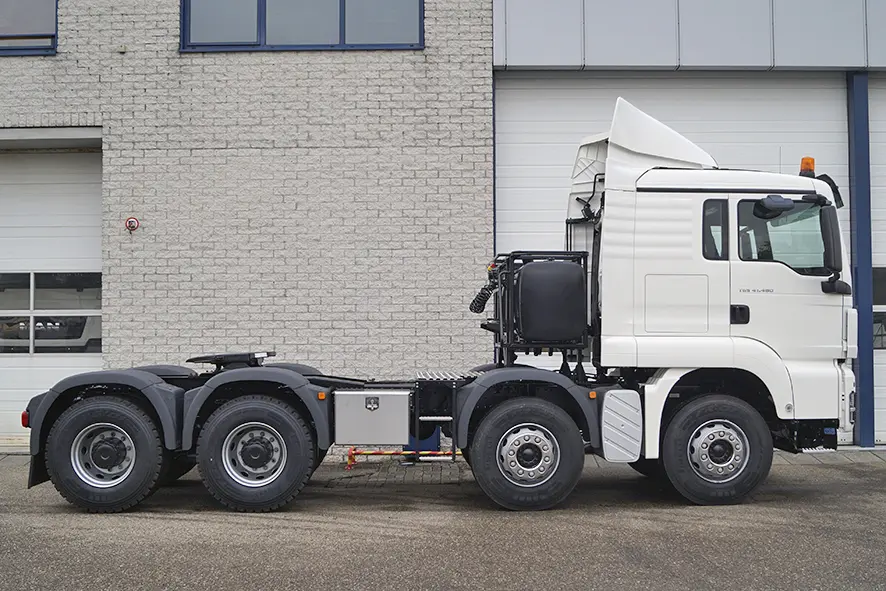 MAN TGS 41.480 BB AT 8x4 Tractor Head 6