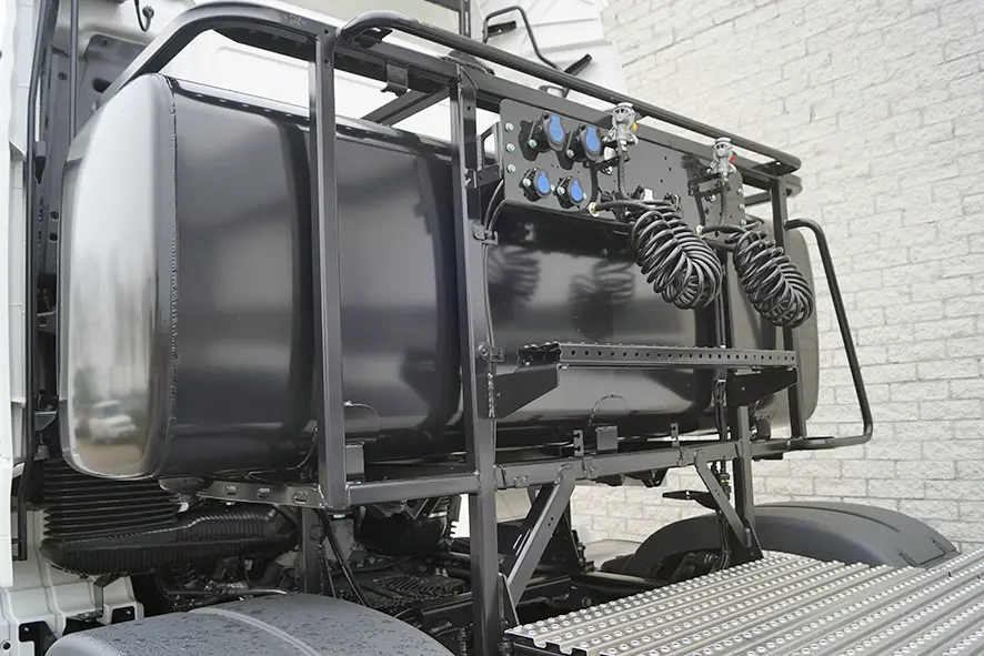 MAN TGS 41.480 BB AT 8x4 Tractor Head 12