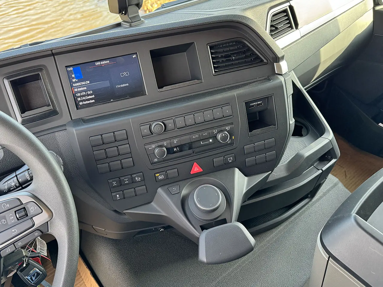 MAN TGS 44.440 BB CH 8x4 Tipper Truck 15