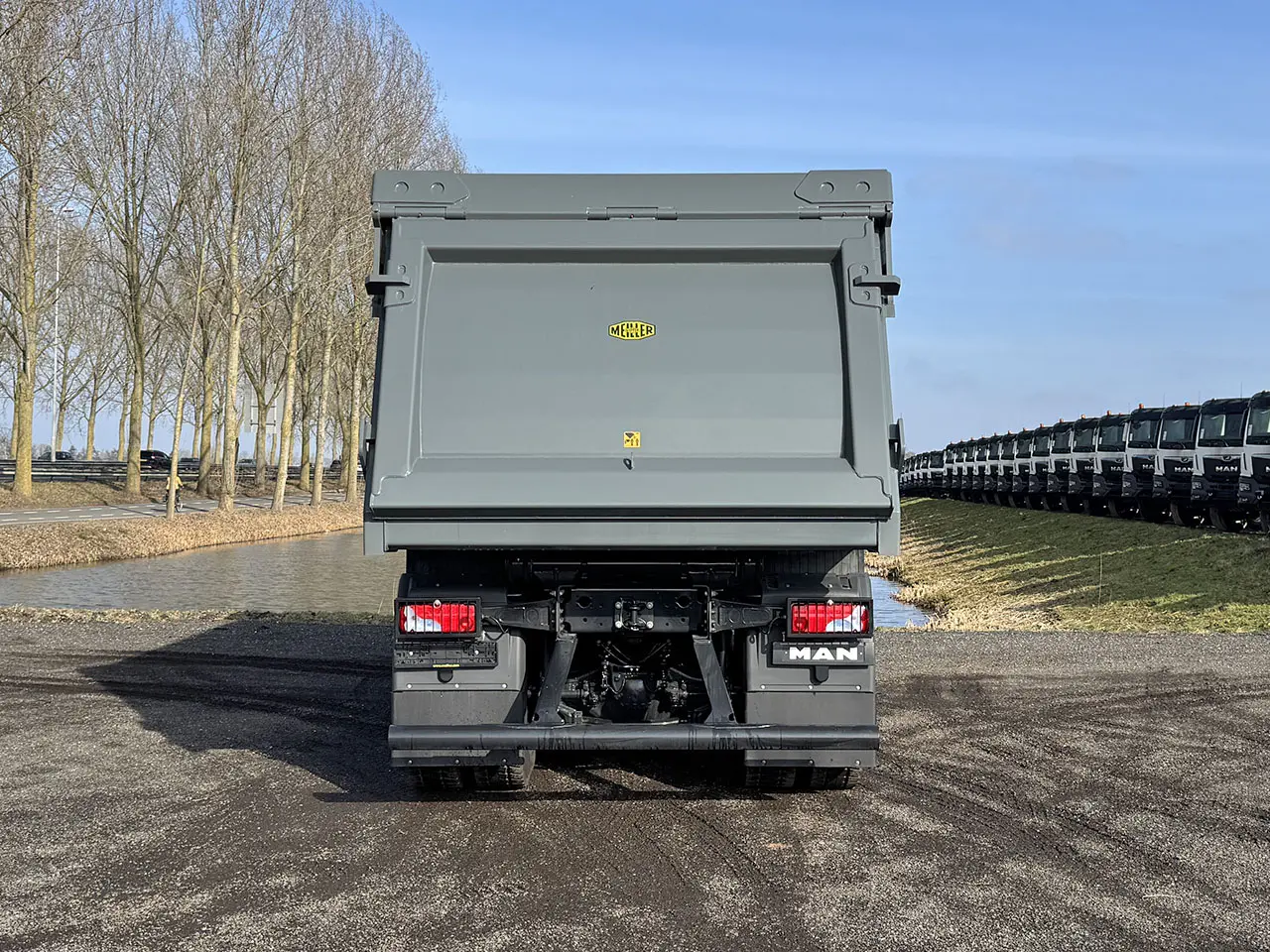 MAN TGS 44.440 BB CH 8x4 Tipper Truck 21