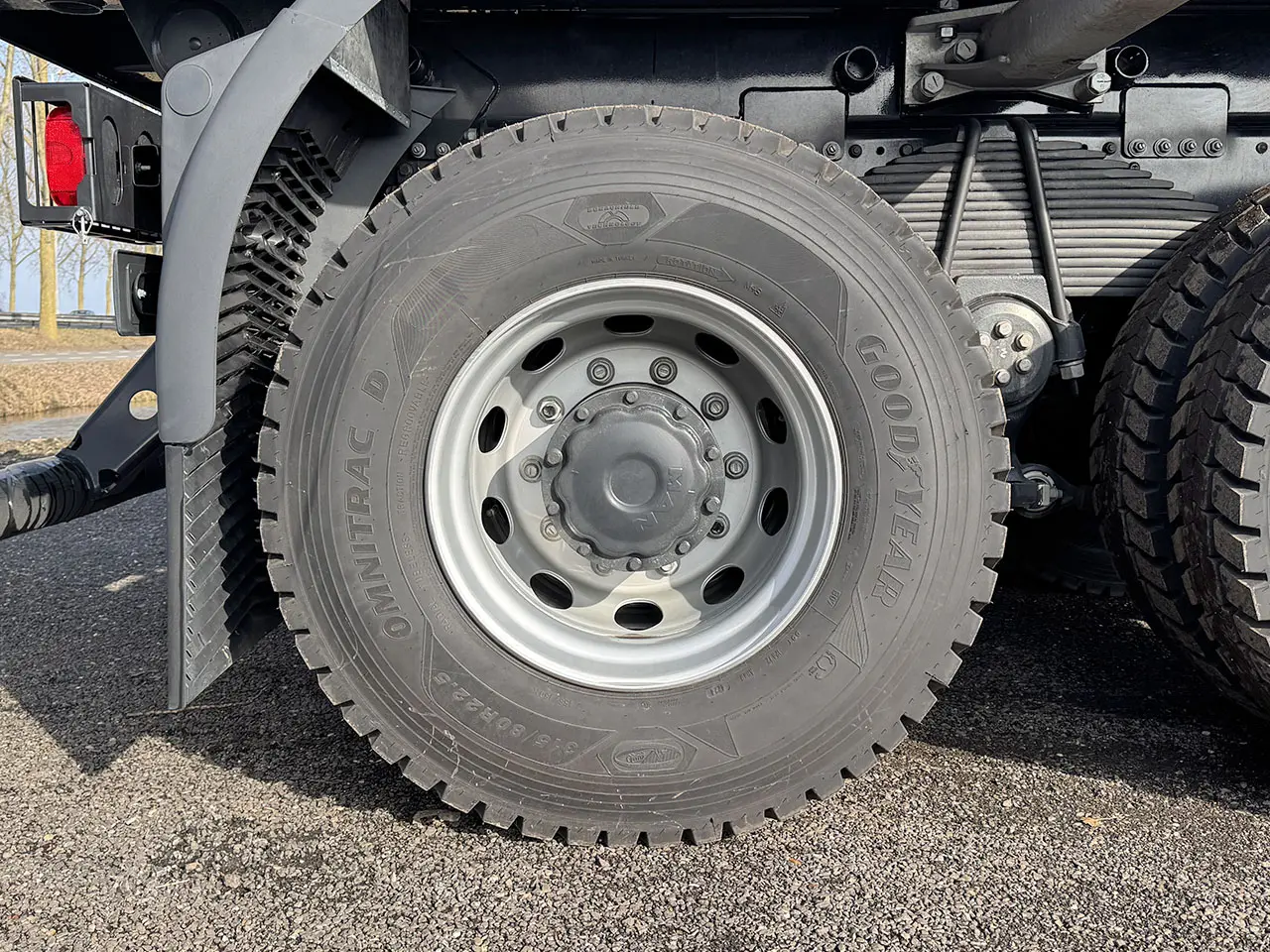 MAN TGS 44.440 BB CH 8x4 Benne basculante 24