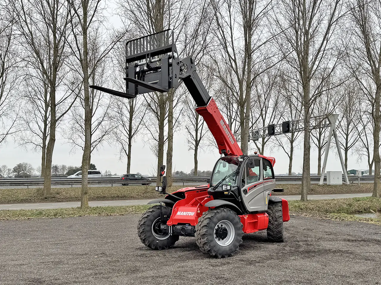 Manitou MHT-X 790 4x4 Telehandler 16