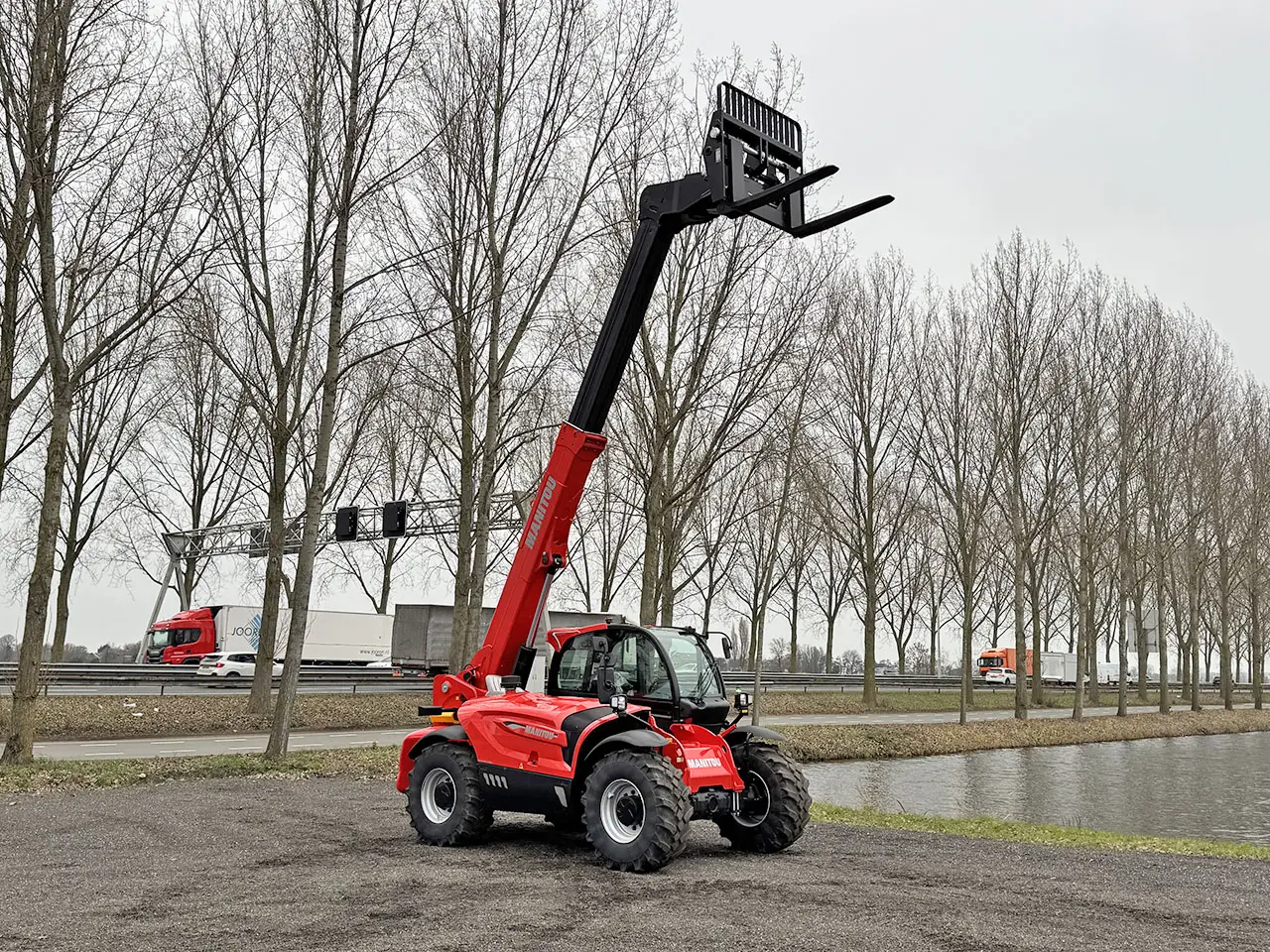Manitou MHT-X 790 Telehandler 4x4 19