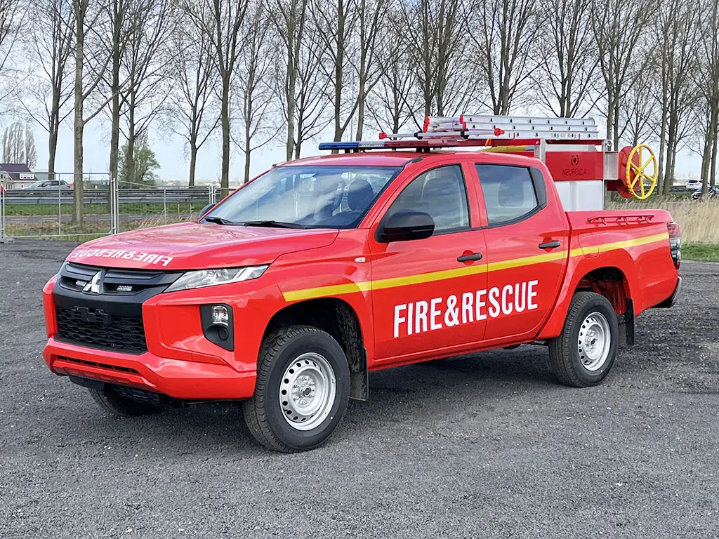 Mitsubishi L200 GL 4x4 Fire Fighting Vehicle 7