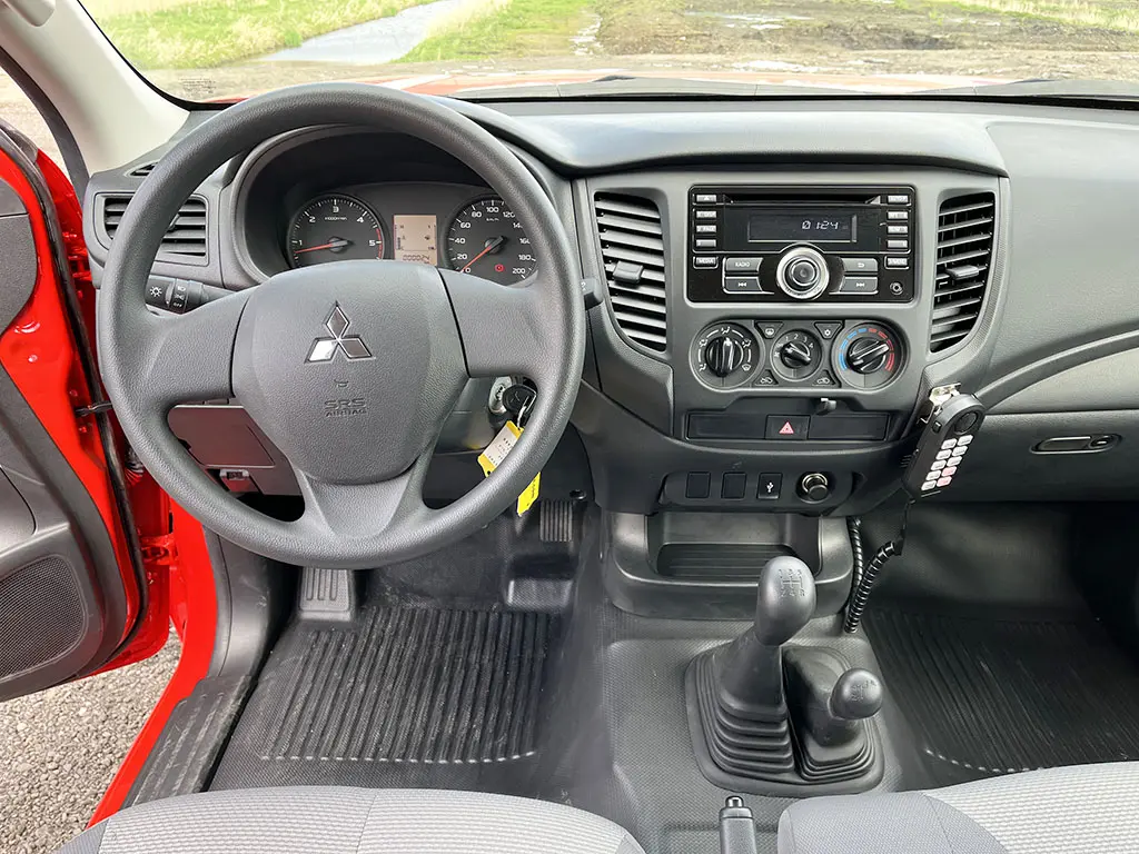 Mitsubishi L200 GL 4x4 Fire Fighting Vehicle 10