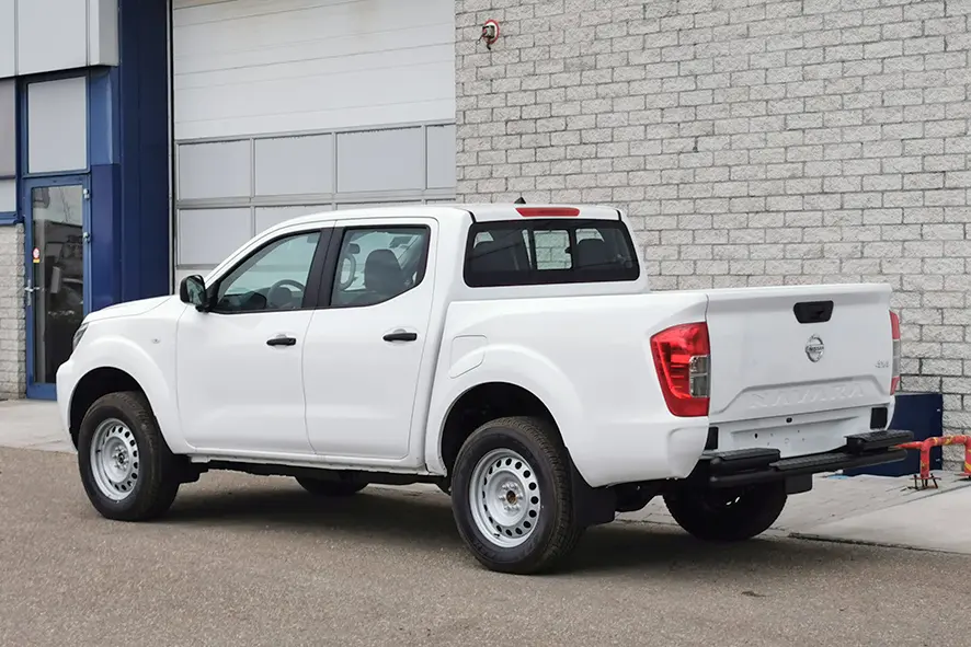 Nissan Navara XE 2.5D Double Cab Pick-up 4x4