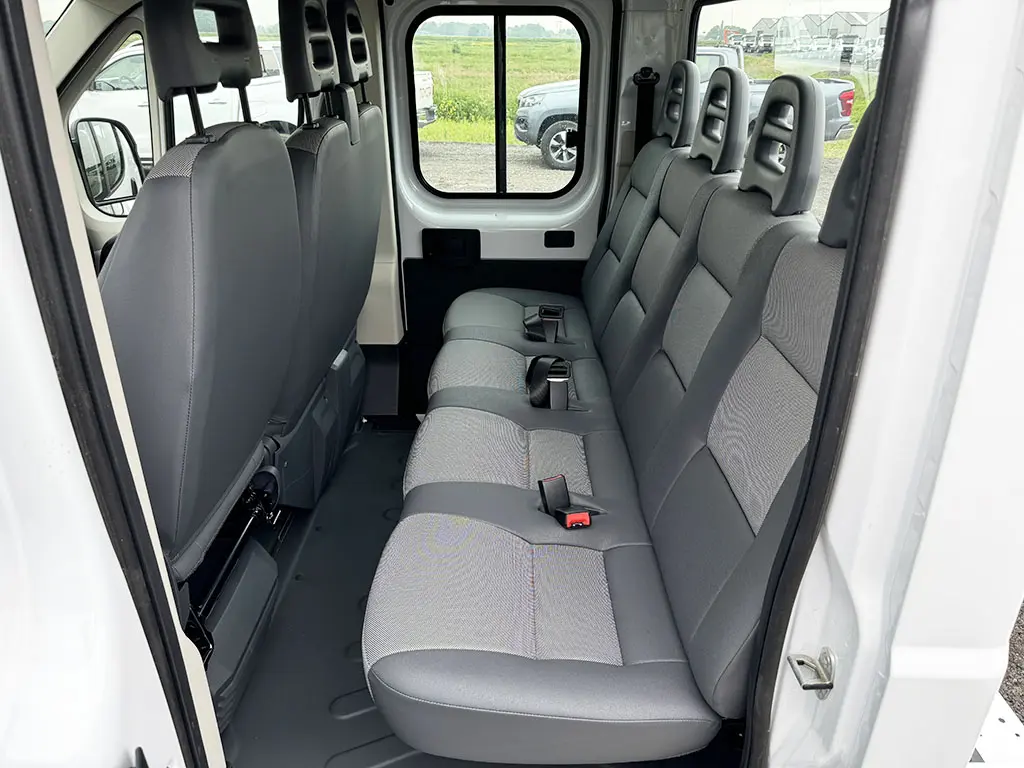 Peugeot Boxer L3H2 Crew 4x2 Chassis Cabin 11