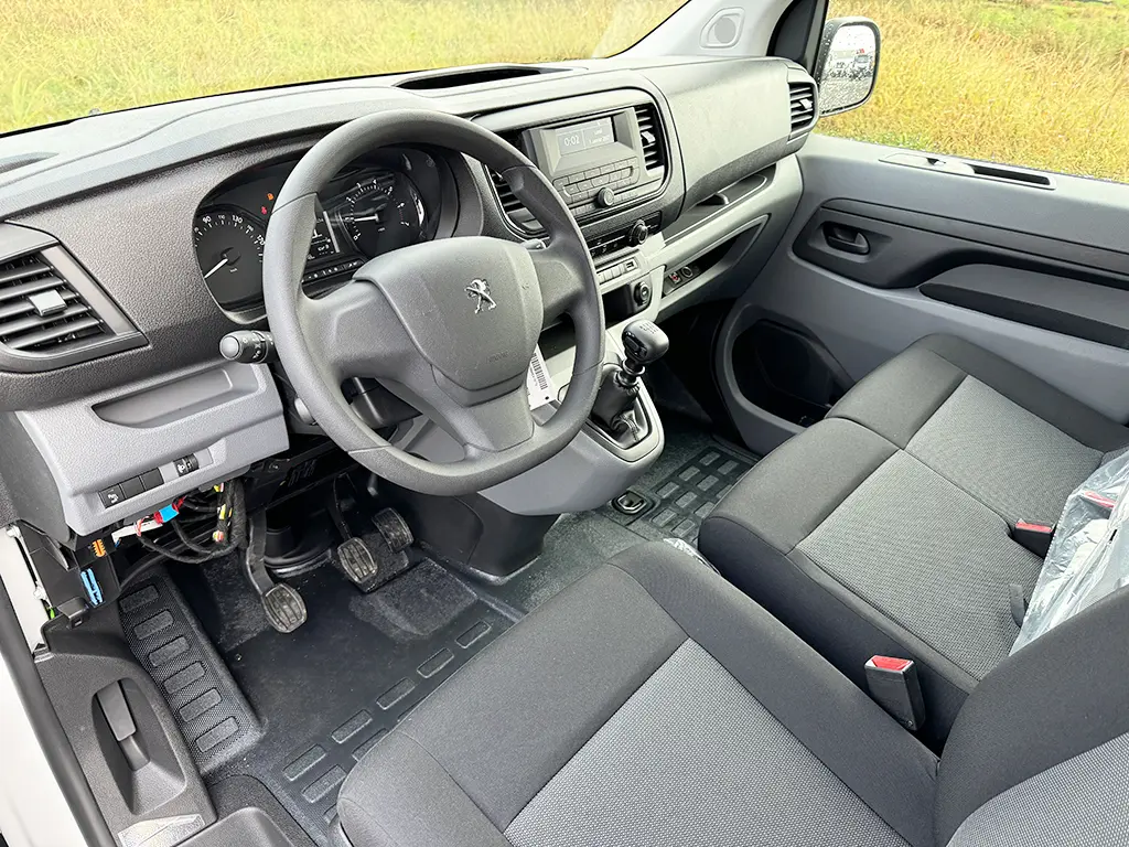 Peugeot Expert Cargo XL L3 4x2 Closed Van