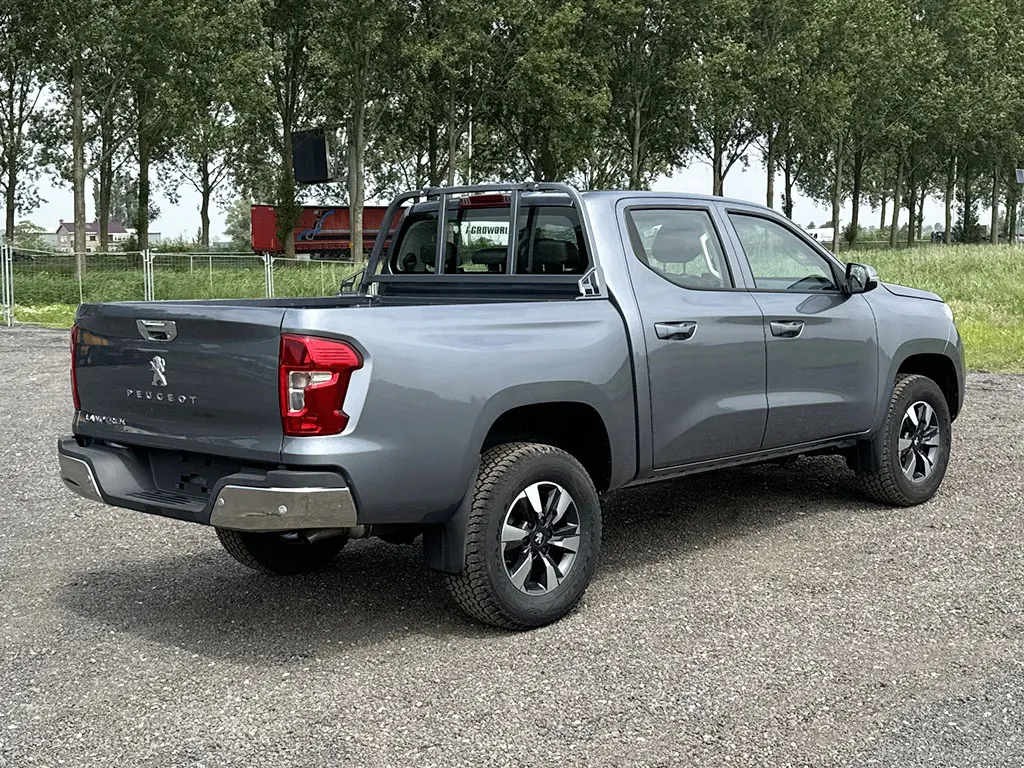 Peugeot Landtrek DC 4x4 Double Cab Pick-up 5