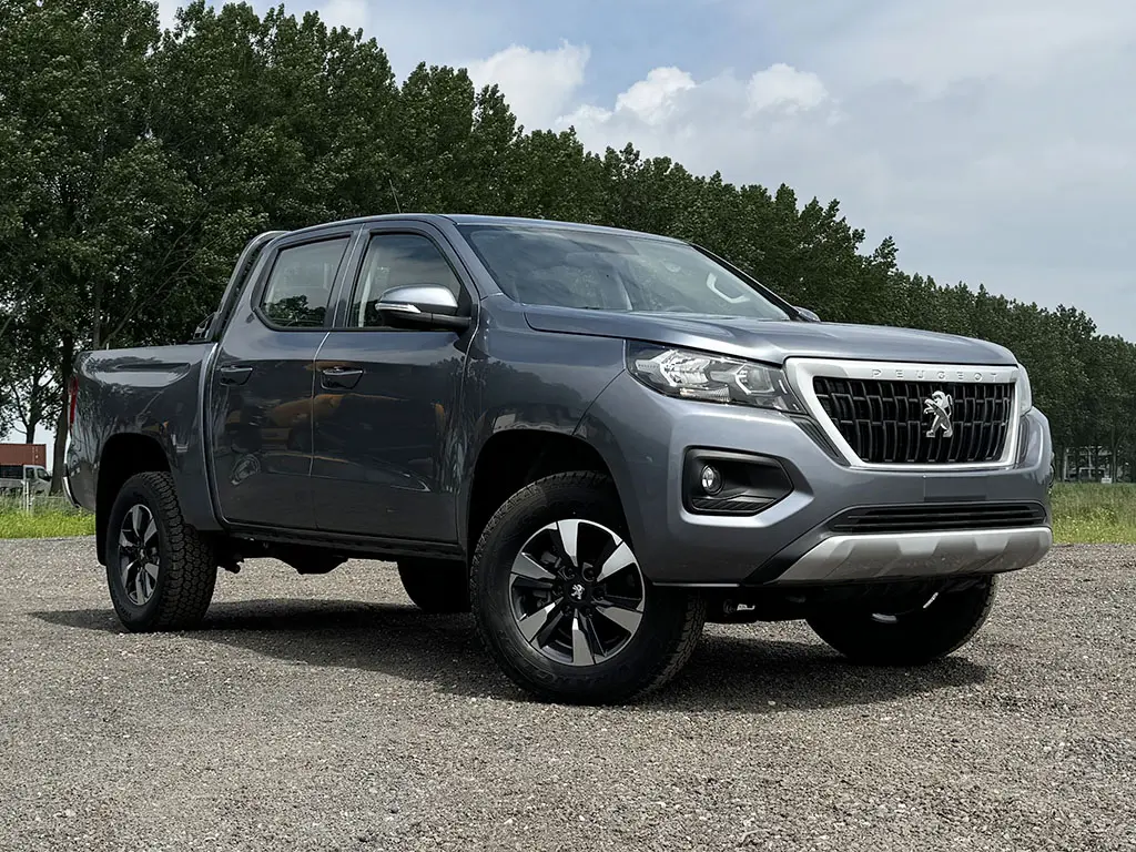 Peugeot Landtrek DC 4x4 Double Cab Pick-up 8