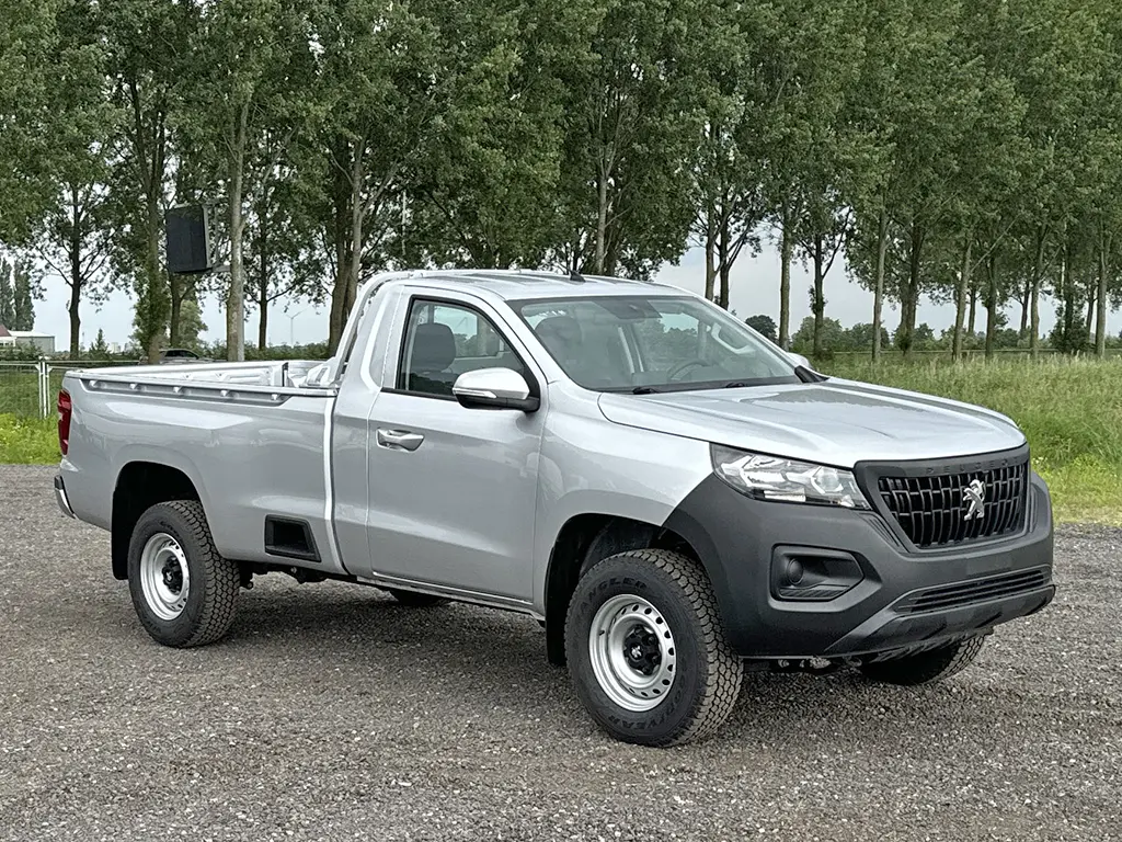 Peugeot Landtrek SC Single Cab Pick-up 4x2