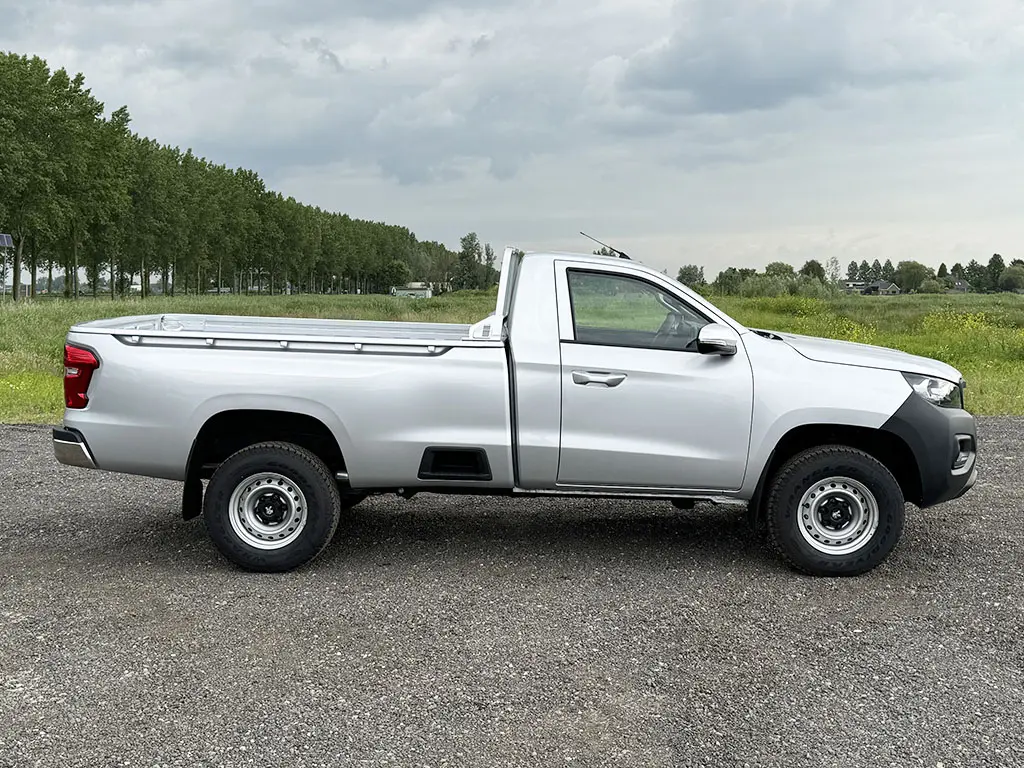 Peugeot Landtrek SC Single Cab Pick-up 4x2 6