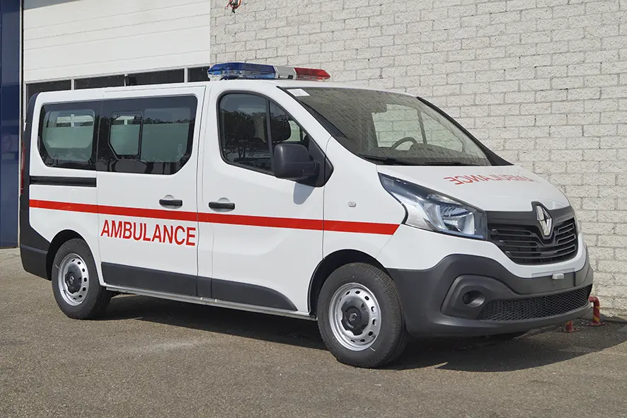 Renault Trafic dCi 120 L1H1 Ambulance Van 4x2