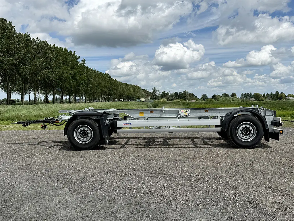 Schmitz Cargobull A.WF 18/L 2-Axle Flatbed Drawbar Trailer Twistlocks