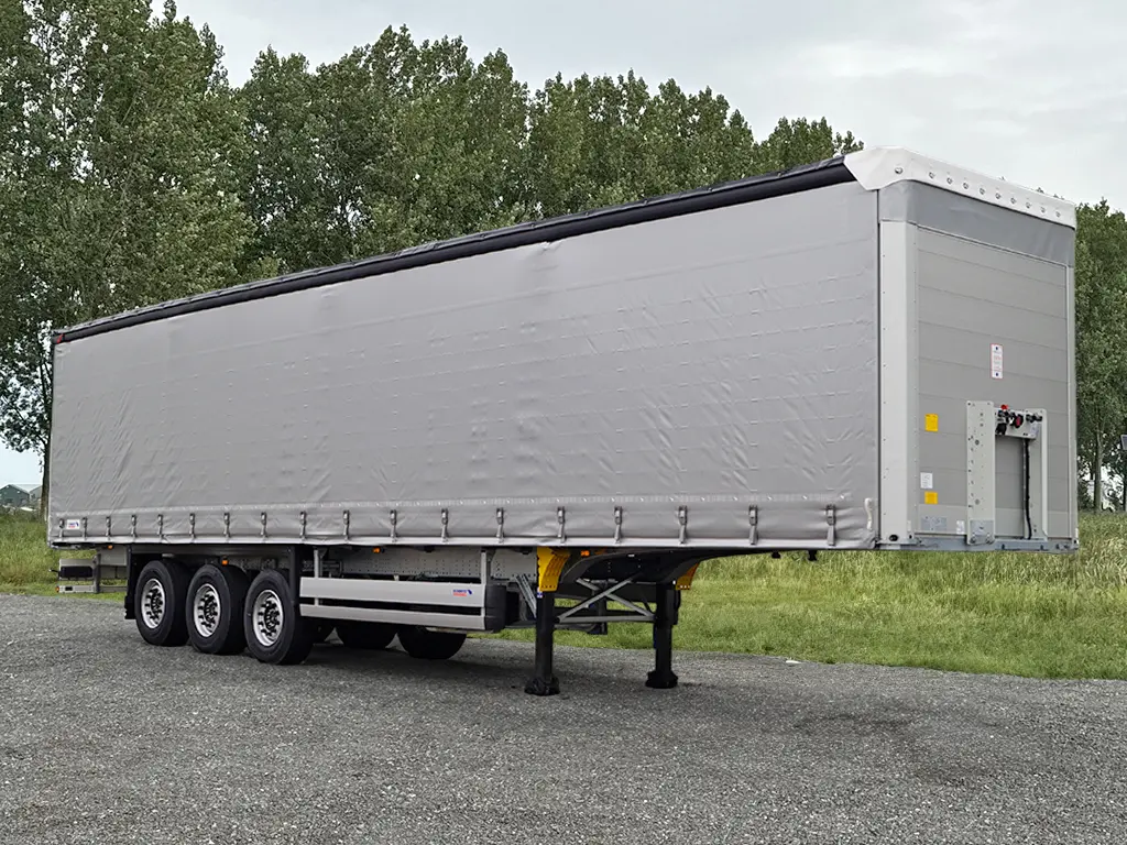 Schmitz Cargobull SCS 24/L Tilt/Curtainside Box Trailer 3-Axle