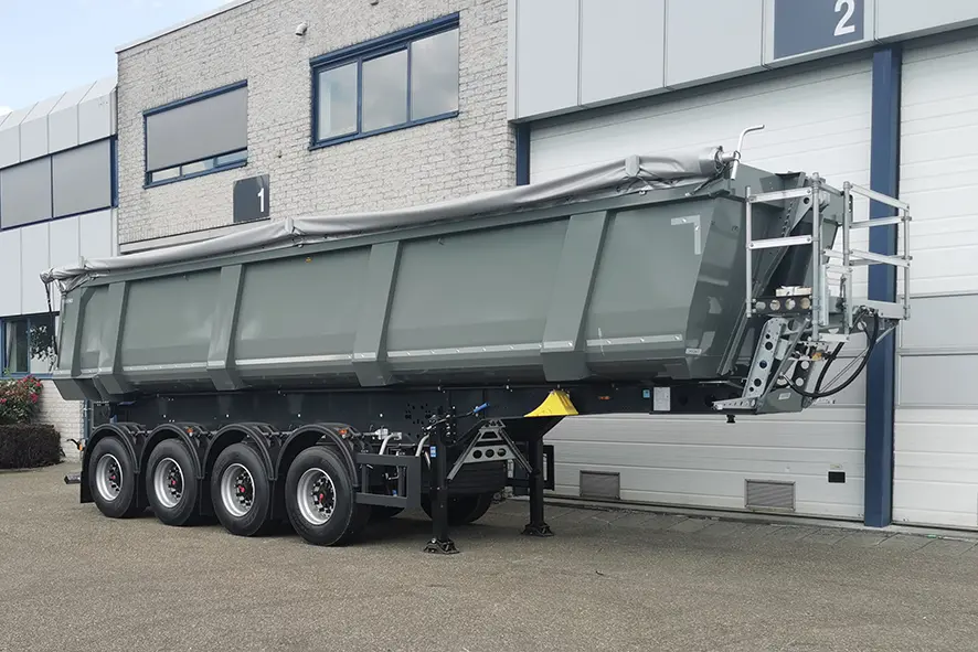 Schmitz Cargobull SKI 24 4-Axle Tipper Trailer 1